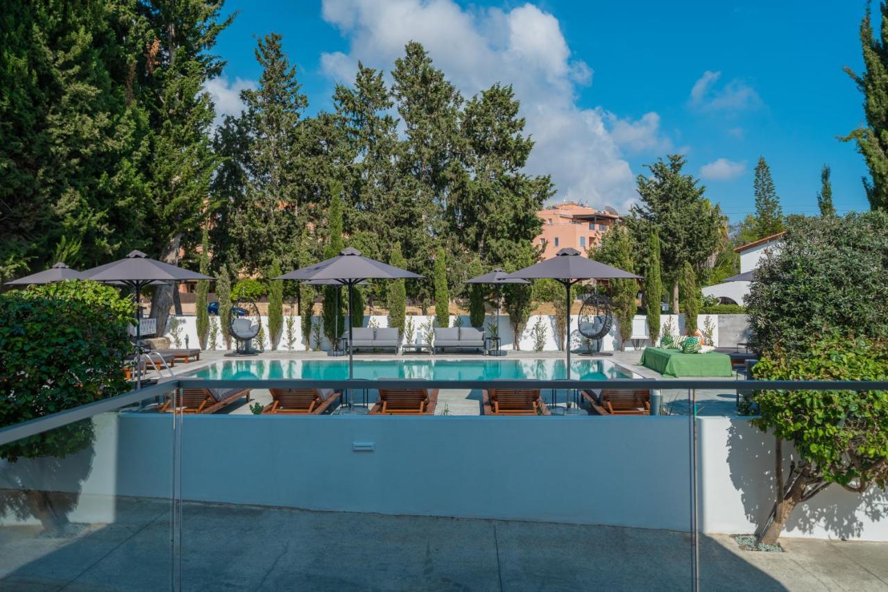 Silver Park Paphos Bagian luar foto