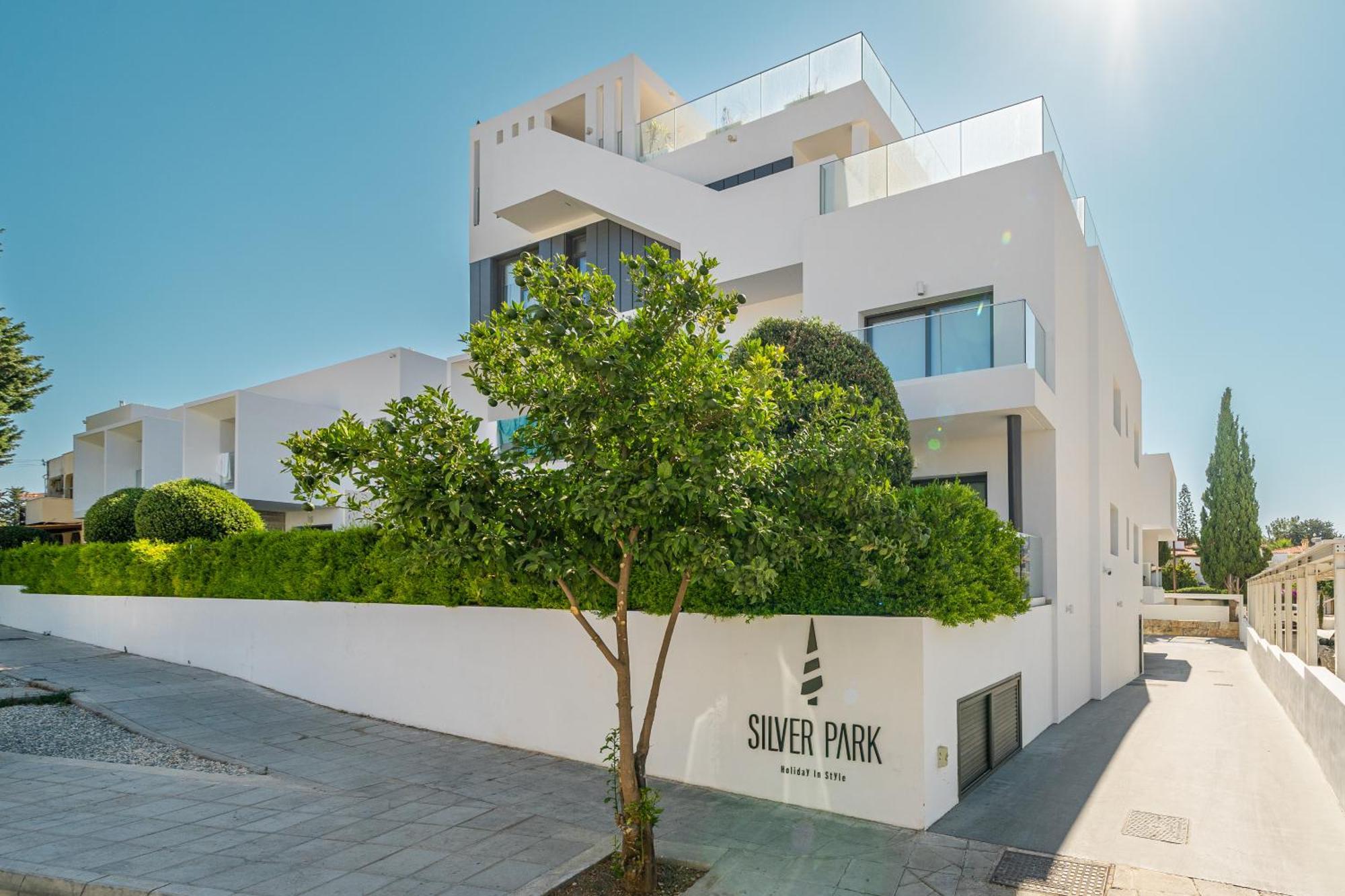 Silver Park Paphos Bagian luar foto